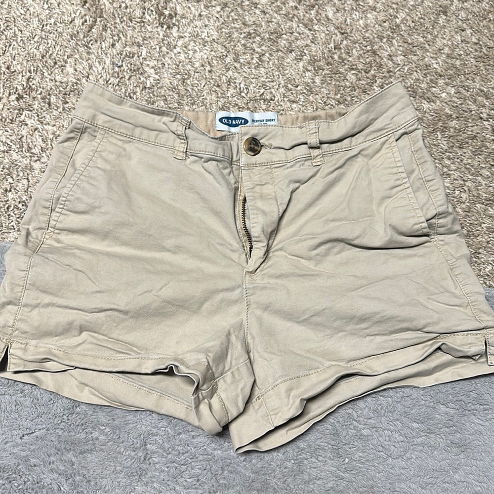 This is a Everday Short from Old Navy